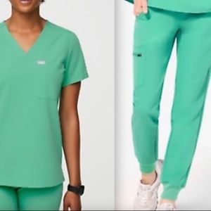 FIGS SURGICAL GREEN SET